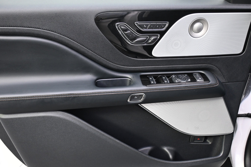 New 2026 Lincoln Aviator Reserve AWD/4WD image 23