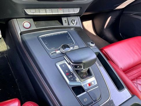 Used 2020 Audi SQ5 Premium Plus w/ Premium Plus Package image 27