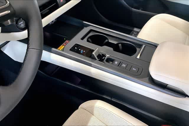 New 2026 Lexus ES 500e AWD/4WD image 8