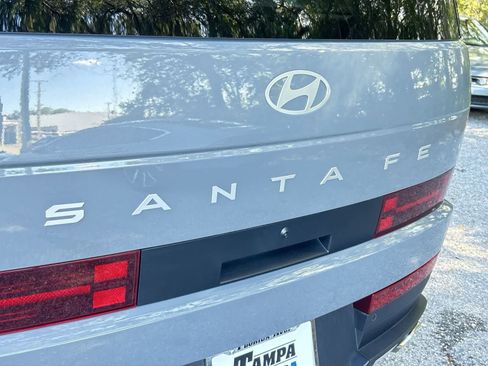 Used 2025 Hyundai Santa Fe SE FWD image 8