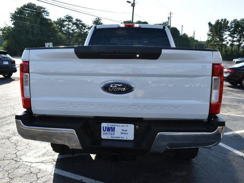 Used 2019 Ford F250 XL w/ STX Appearance Package AWD/4WD image 6