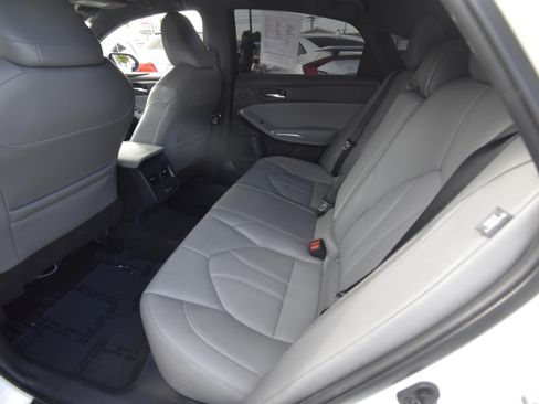 Used 2022 Toyota Avalon XLE w/ Carpet Mat Package (TMS) FWD image 10