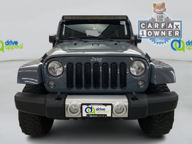 Used 2014 Jeep Wrangler Unlimited Sahara w/ Dual Top Group AWD/4WD image 15