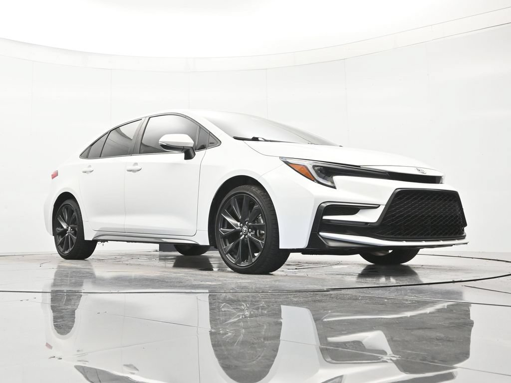Used 2023 Toyota Corolla SE FWD image 38