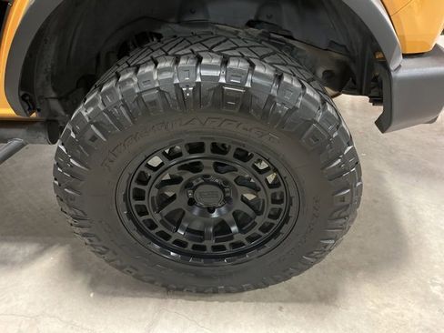 Used 2022 Ford Bronco Outer Banks image 32