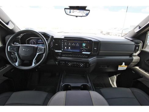 Used 2026 Chevrolet Silverado 2500 ZR2 AWD/4WD image 9