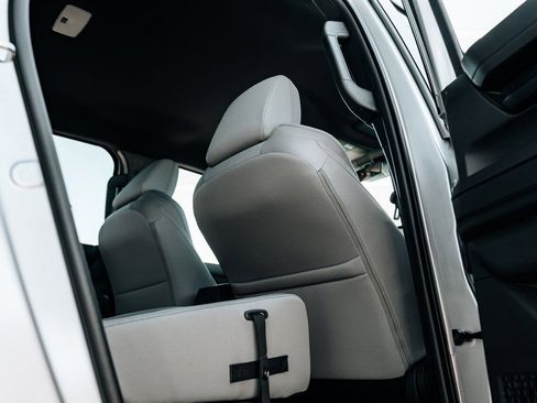 Used 2026 Toyota Tacoma SR5 image 40