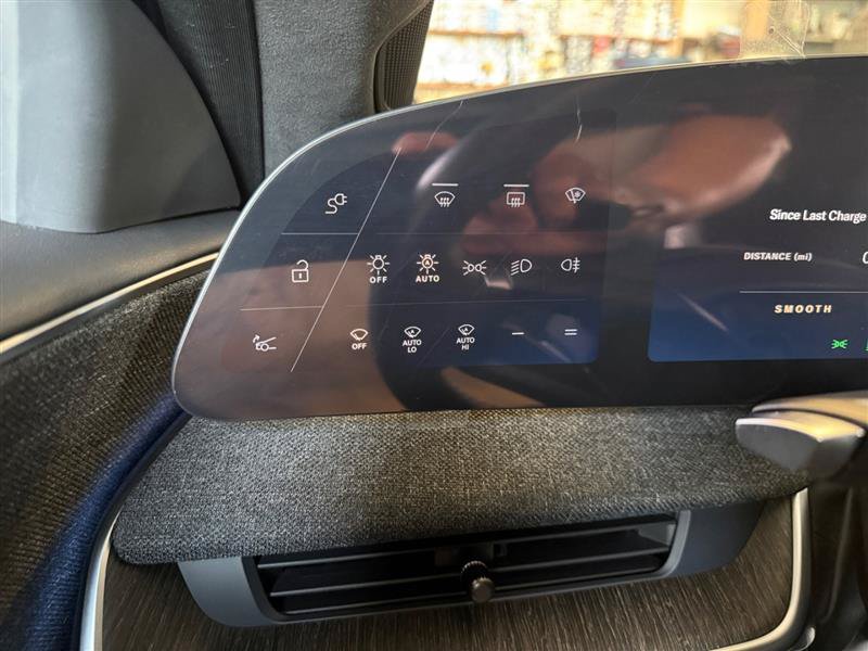 Used 2024 Lucid Air Pure RWD image 36