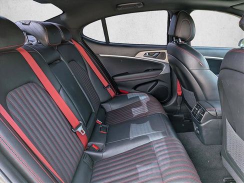 Used 2023 Genesis G70 2.0T w/ Sport Prestige Package RWD image 21