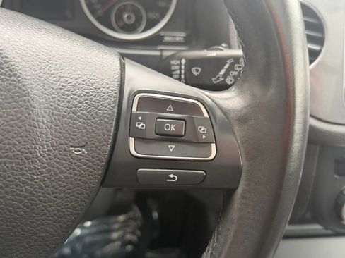 Used 2013 Volkswagen Tiguan S AWD/4WD image 20