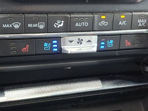 Certified 2023 Ford F150 Lariat w/ Equipment Group 502A High AWD/4WD image 28