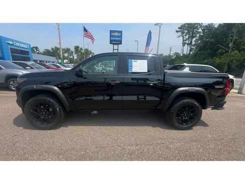 Used 2024 Chevrolet Colorado Trail Boss w/ LPO, Dark Essentials Package AWD/4WD image 5