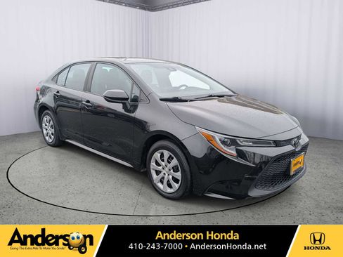 Used 2022 Toyota Corolla LE image 1