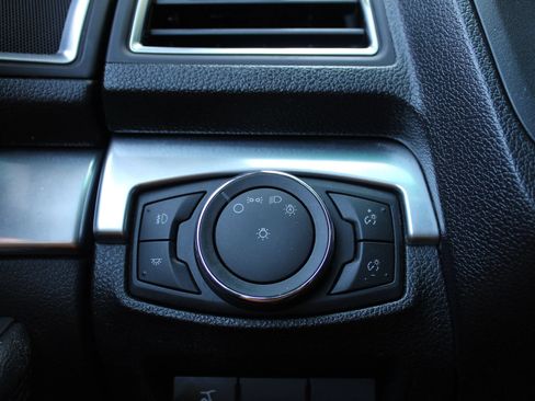 Used 2016 Ford Explorer Limited AWD/4WD image 27