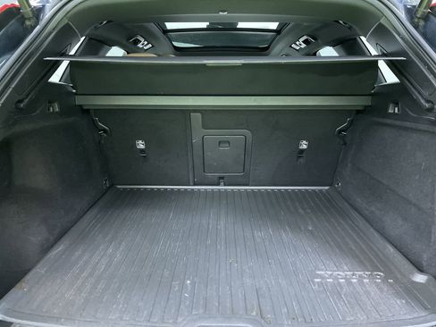 Used 2018 Volvo XC60 T6 Inscription w/ Vision Package image 29