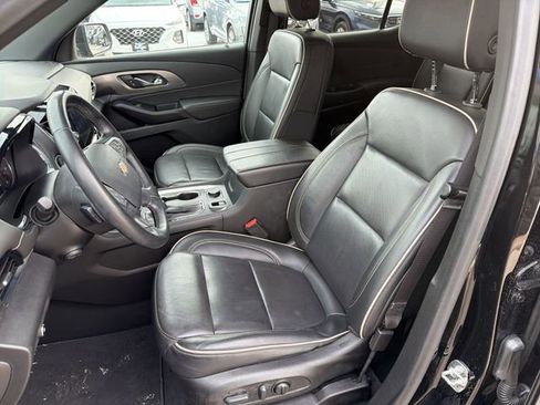 Certified 2023 Chevrolet Traverse Premier image 13