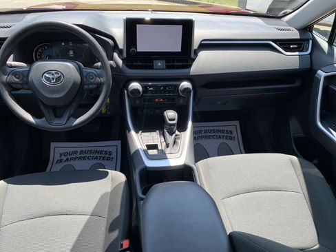 Used 2024 Toyota RAV4 LE AWD/4WD image 45