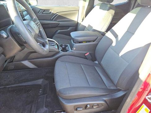 Used 2023 Chevrolet Colorado Trail Boss w/ Technology Package image 15