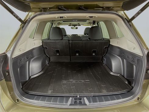 Used 2024 Subaru Forester Premium image 26