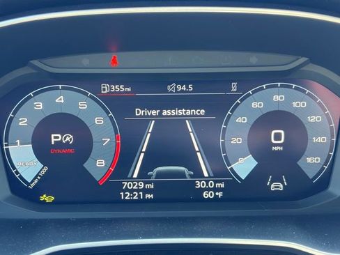 Used 2025 Audi Q3 2.0T Premium Plus w/ Premium Plus Package image 8