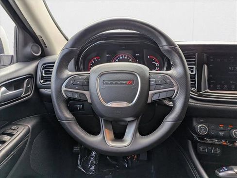 Used 2022 Dodge Durango SXT image 23