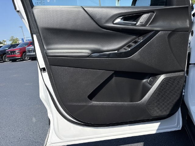 Used 2025 Chevrolet Equinox LT w/ Convenience Package II FWD image 34