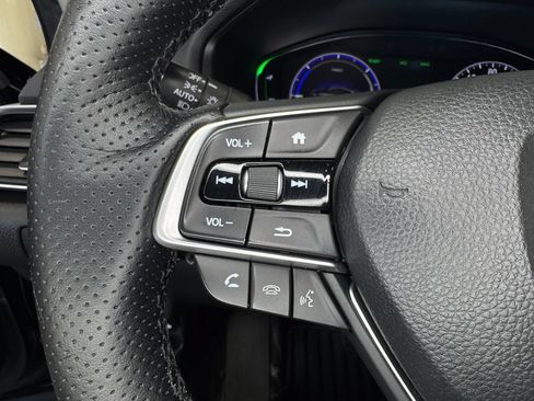 Used 2019 Honda Accord EX image 16