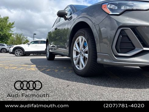Used 2021 Audi Q3 2.0T Premium w/ Convenience Package AWD/4WD image 18