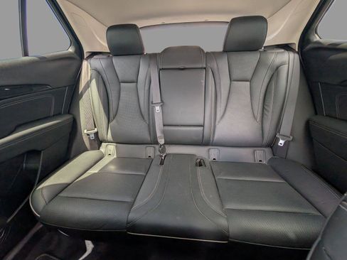 Used 2021 Buick Envision Essence w/ Sport Touring Package FWD image 13