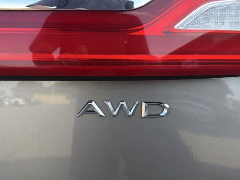 Used 2016 Lincoln MKX Select AWD/4WD image 18