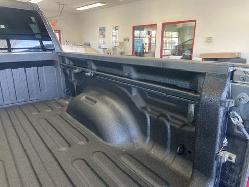 Used 2021 RAM 1500 Big Horn image 17