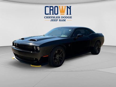 Used 2023 Dodge Challenger SRT Hellcat RWD image 7