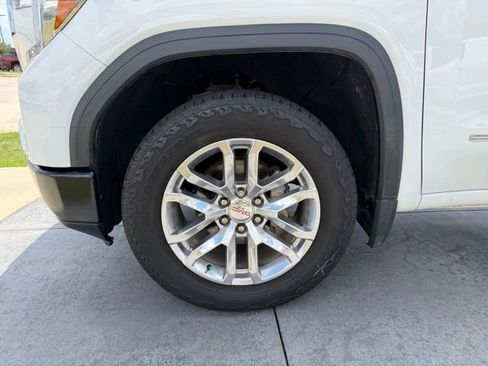 Used 2019 GMC Sierra 1500 4x4 Crew Cab w/ Convenience Package image 4