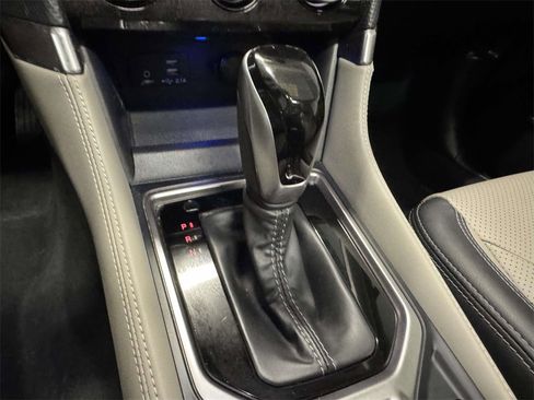 Used 2022 Subaru Forester Limited image 28