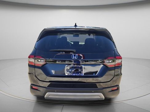 Used 2024 Honda Pilot EX-L image 6