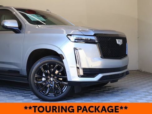 Used 2023 Cadillac Escalade Sport w/ LPO, ONYX Package AWD/4WD image 3