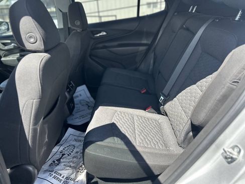 Used 2021 Chevrolet Equinox LT FWD image 16