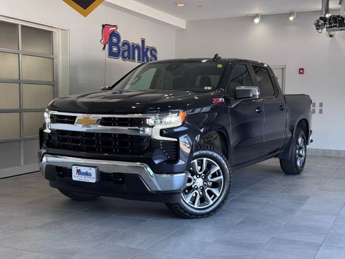 Certified 2024 Chevrolet Silverado 1500 LT AWD/4WD image 2