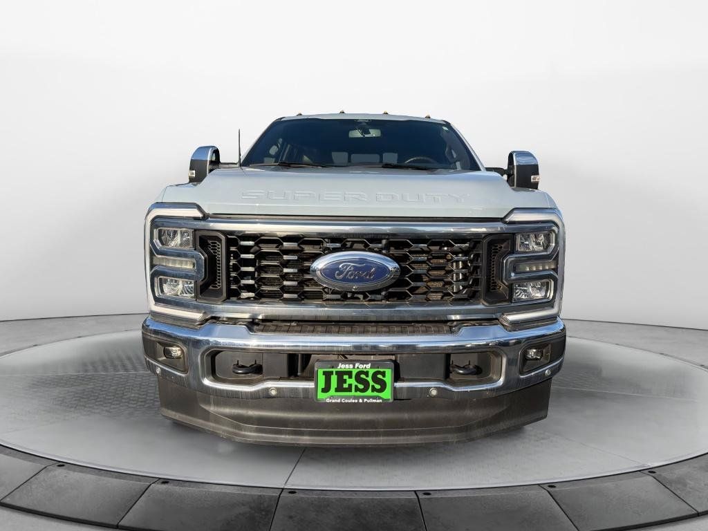 Used 2025 Ford F350 King Ranch AWD/4WD image 3