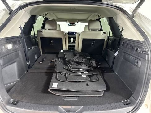 Used 2024 MAZDA CX-90 3.3 Turbo w/ Premium Package image 26