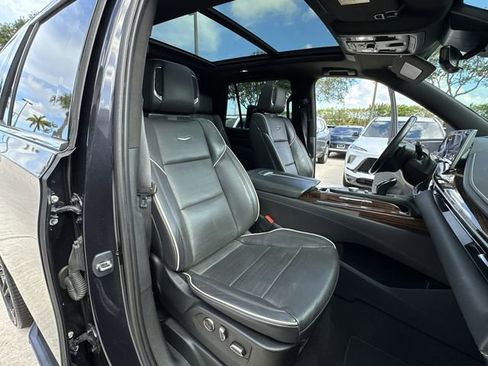 Certified 2023 Cadillac Escalade Premium Luxury RWD image 35