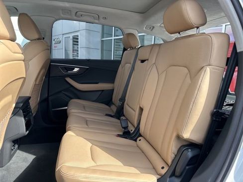 New 2026 Audi Q7 3.0T Prestige image 10