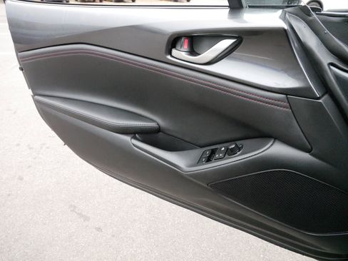 Used 2016 MAZDA MX-5 Miata Club image 28