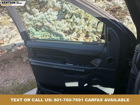 Used 2024 Ford Expedition Platinum AWD/4WD image 23