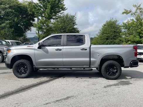 Used 2025 Chevrolet Silverado 1500 Custom Trail Boss AWD/4WD image 2