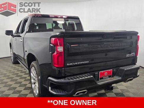 Used 2021 Chevrolet Silverado 1500 High Country w/ Technology Package AWD/4WD image 6