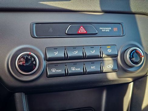 Used 2019 Kia Sportage LX image 23