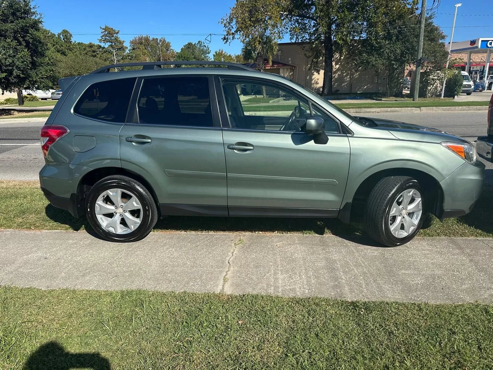 Used 2014 Subaru Forester 2.5i Limited AWD/4WD image 6