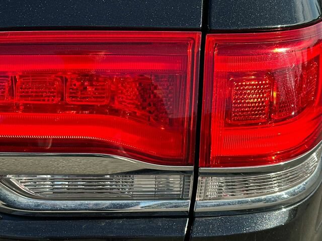 Used 2016 Jeep Grand Cherokee Limited w/ Trailer Tow Group IV AWD/4WD image 34