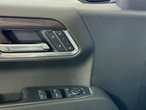 New 2026 GMC Sierra 1500 SLT w/ SLT Premium Plus Package image 13